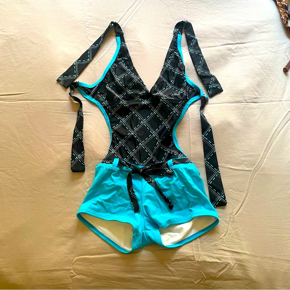 Black and Blue Patterned Swimsuit